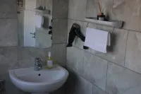 Elegant Room in St Albans