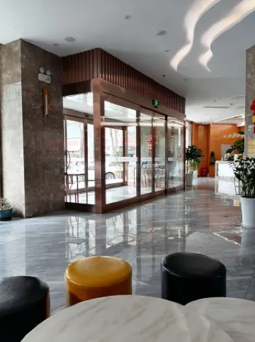 Fengqiu Shangshan Hotel Отели в г. Фэнцю