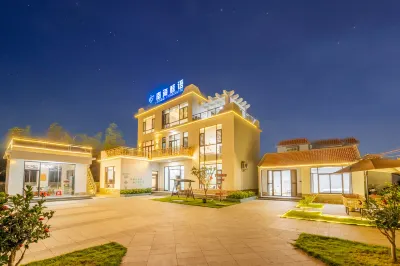 南海鯨語民宿(珊瑚館旅遊區店) 鄰近燈樓角的酒店