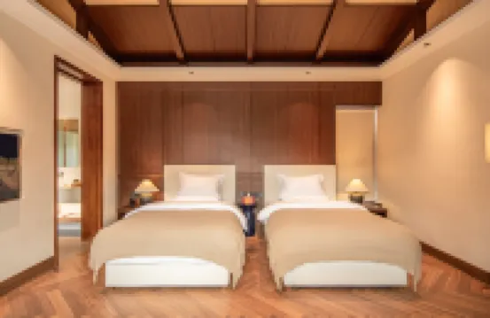 麥阿聰藏式葡萄酒主題酒店（香格里拉獨克宗古城店）