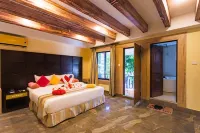 Hotel Seven Limited Hotels in Sauraha
