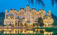 Juzhiranju Hotel (huaguoyuan White House Shopping Center store)