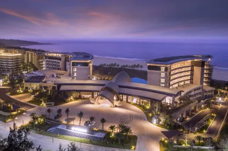 Hainan Universal QiziBay Beach Hotel