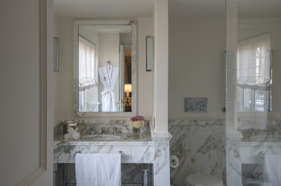 スーペリア ダブルルーム ホテルD インギルテッラ ローマ スターホテルズ コレツィオーネの写真