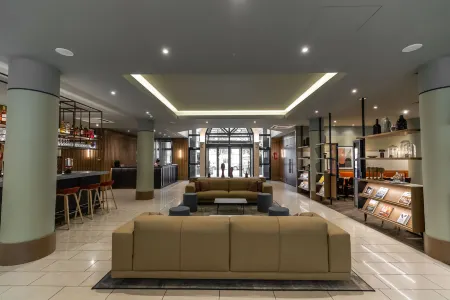 Adina Apartment Hotel Budapest Отели рядом с достопримечательностью «Óbuda Synagogue»