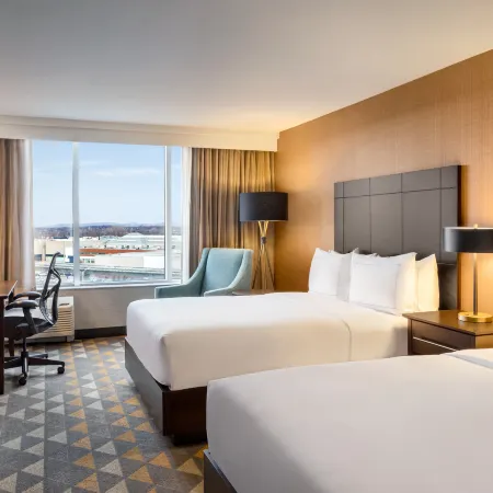 DoubleTree by Hilton Pointe Claire Montreal Airport West Отели в г. Монреаль