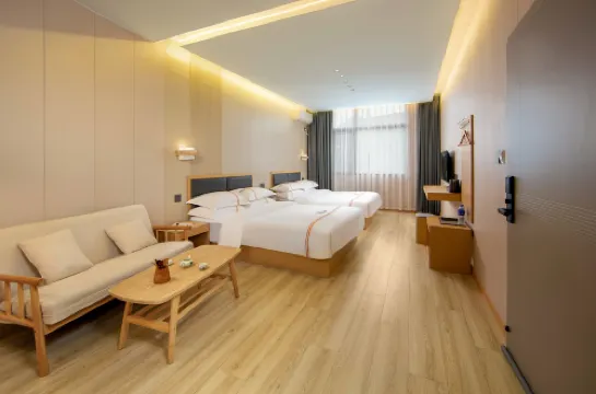 Hujun Lelin Homestay (Border Town Tea Cave Scenic Area Branch)