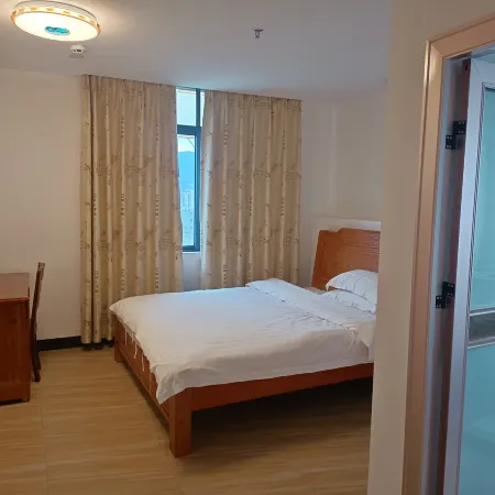 Accommodation at Lianping Red Eagle Hotel