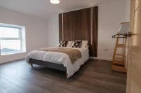 Sunbeam House Apartment 3