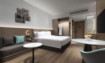 Holiday Inn Shanghai Jing’an