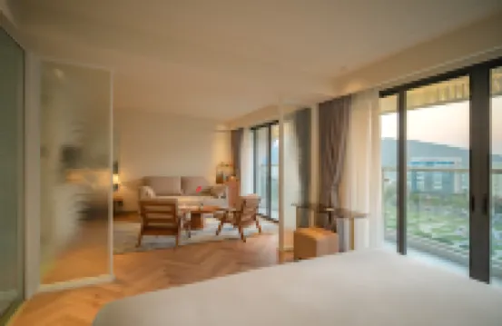 아도르 호텔 & 스파