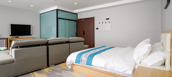 Yingbinlou Hotels in Qin'an