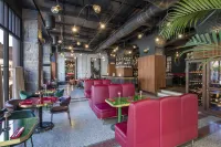 Radisson Red Tbilisi