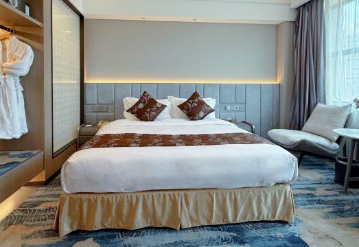 로만조이 인터내셔널