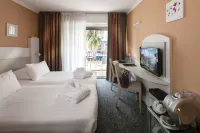 Best Western Astoria - พร้อมระเบียง