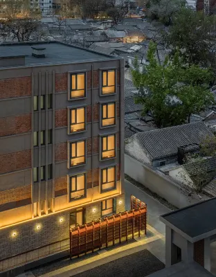 NOA HOTEL BEIJING LONGFU（The Forbidden City） Отели рядом со станцией Сяо-си-Тин