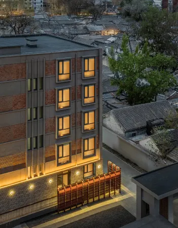 NOA HOTEL BEIJING LONGFU（The Forbidden City） Отели рядом с достопримечательностью «Sinopec Management Institute Branch»