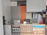 丫丫民宿（明清宮輕軌站店）