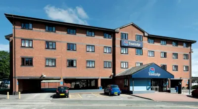 Travelodge Warrington Hotels in 