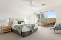 Urban Rest Bondi Beach Hotels near Bondi Beach