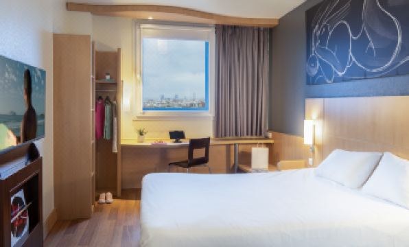 Ibis Barcelona Meridiana