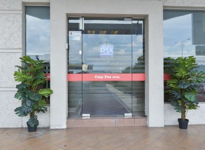 OYO 91158 舒適狐狸飯店