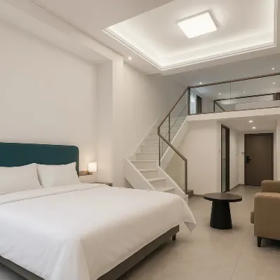 Jiacan Hotel (Guangzhou Gangding Huashi Subway Station) Hotels near Wushan Station