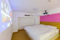 Wange Hotel (Hengshui University High-speed Railway North Station Branch)