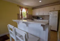 Sea Piton View Apartment- Location, Convenience, Modern Living Hotels in Mamin