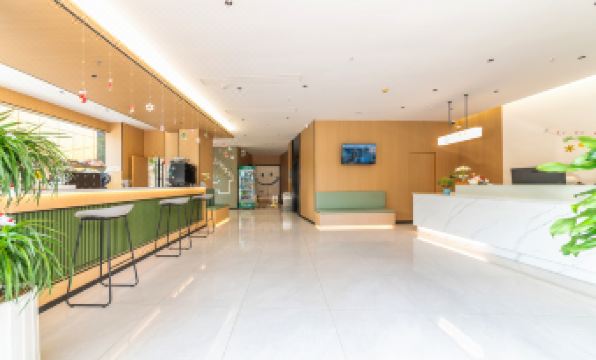 Yuanmufeng Holiday Hotel (Fuqing High-Speed Railway West Station)