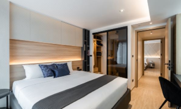 Destiny63 Ekamai Apartment