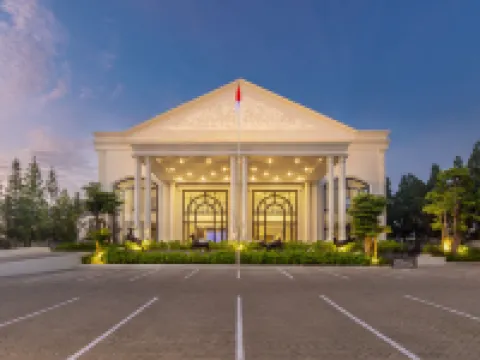 L’Eminence Golf & Resort Lembang - Bandung Hotels in Lembang