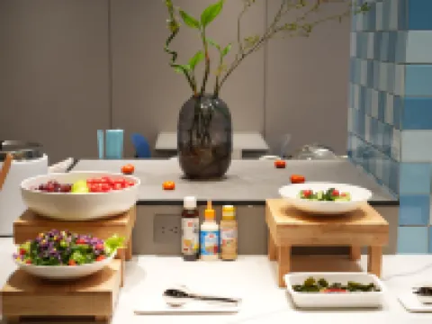 Home Inn (Anji Commercial and Trade Plaza Dipu Middle Road)