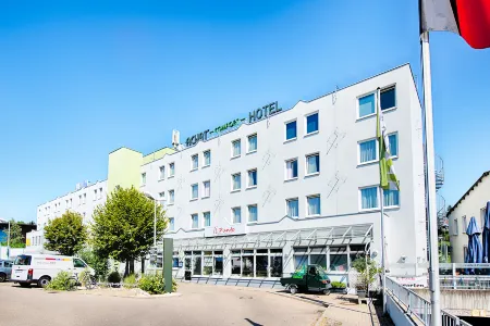 ACHAT Hotel Stuttgart Zuffenhausen Отели рядом с достопримечательностью «Vector Consulting Services GmbH»