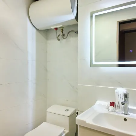 Friendly Nanyuan Riverview Homestay (Jiefangbei Hongyadong Location)