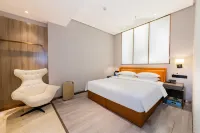 Starway Hotel (Xi'an North Railway Station, Fengcheng Fifth Road) Отели в г. Сиань