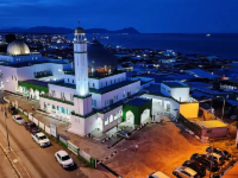 MONAlisa Guest House ボヘドゥラン島周辺のホテル