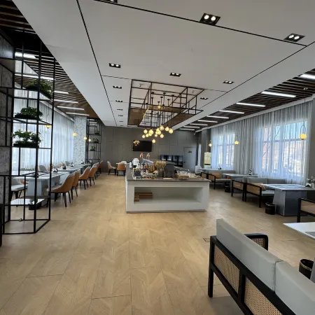 Maiji Hotel