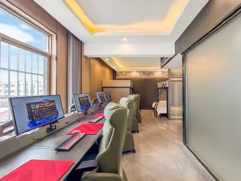 YYY E-sports Homestay