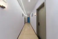 Dongping Coral Hotel