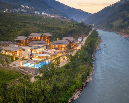 Fall in Love with the Nujiang River·Buladi Manor Hotel (Fugong Branch, Nujiang) Hotels in Fugong