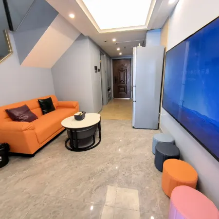 Yunsong · LOFT Light Luxury Homestay (Beijing Workers' Stadium & Sanlitun Branch)