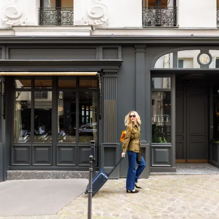 Maison ELLE Paris Отели рядом с достопримечательностью «Триумфальная арка»