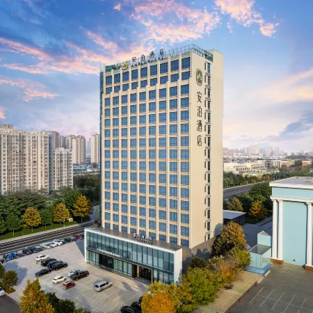 AMBER HOTEL