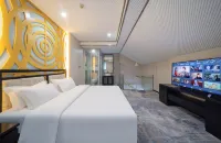 Anji Lanyouju Hotel (Jiuzhou Changshuo Plaza)