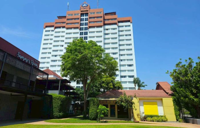 Hua Hin Grand Hotel and Plaza