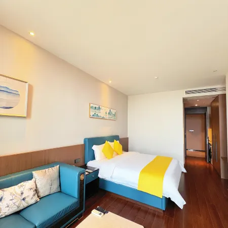 Zhenjiang Hongjing Homestay (Butterfly Commercial Plaza Branch)