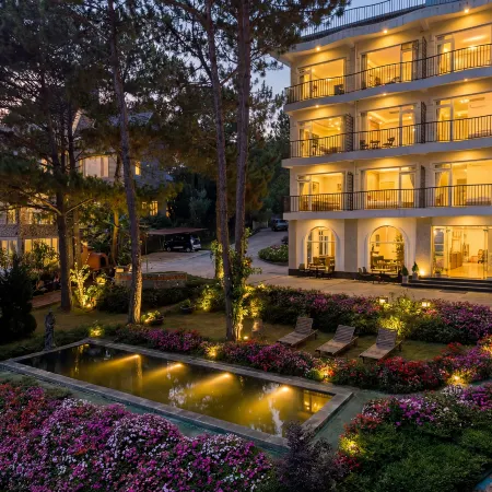 Romeo Juliet Dalat Resort