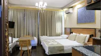 Maranda Suit Hotel - balcony