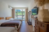Floral Hotel·South Yuwu hotel (Yesanpo Bailixia scenic spot store) - balcony